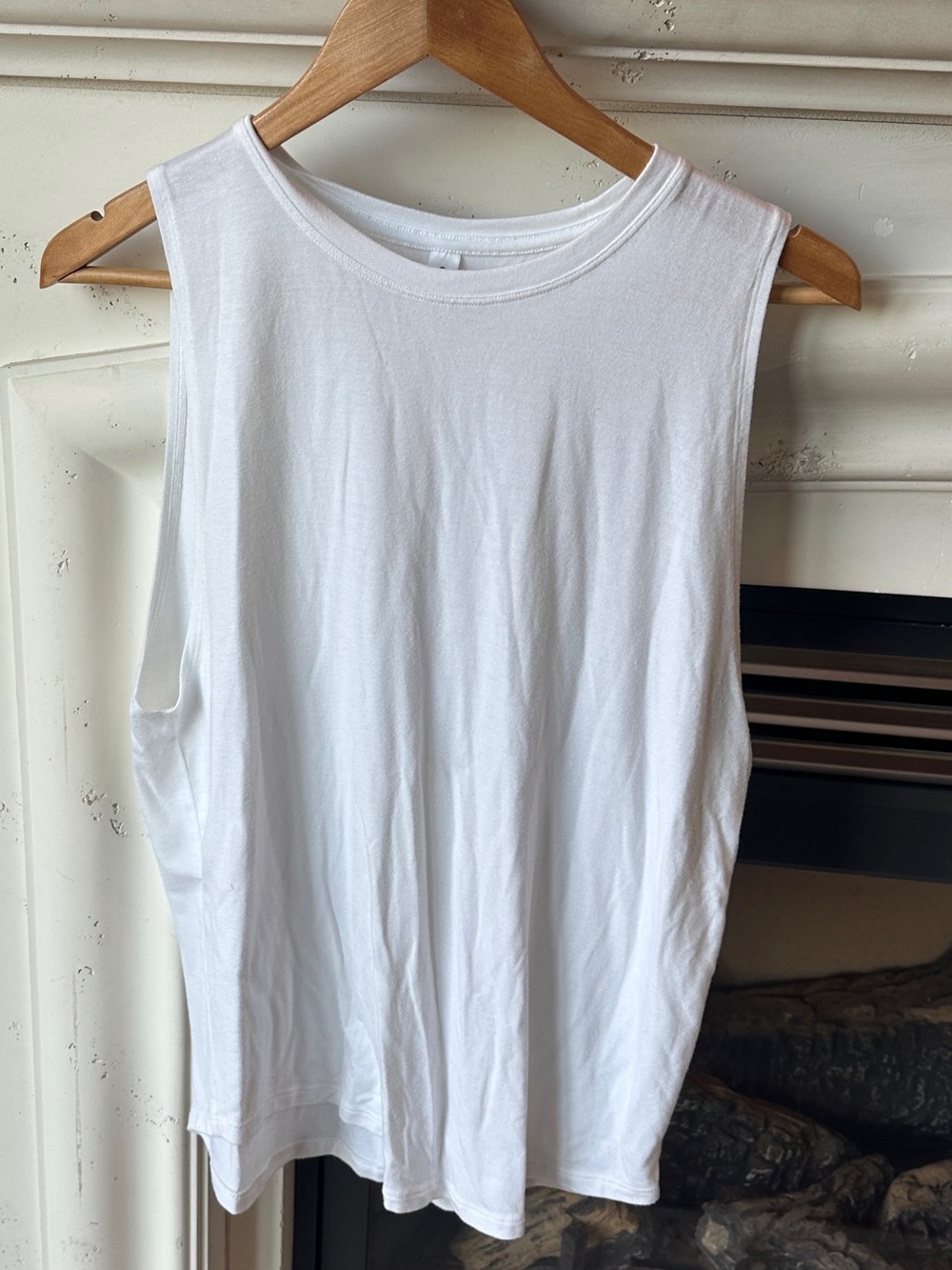 Athleta White Muscle Tank Top Good Condition